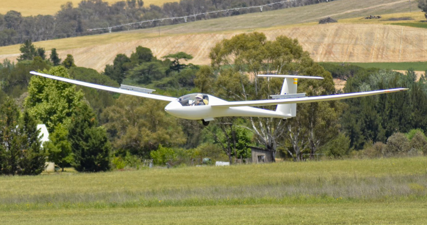 Book a Glider Trial Flight Bathurst Soaring Club